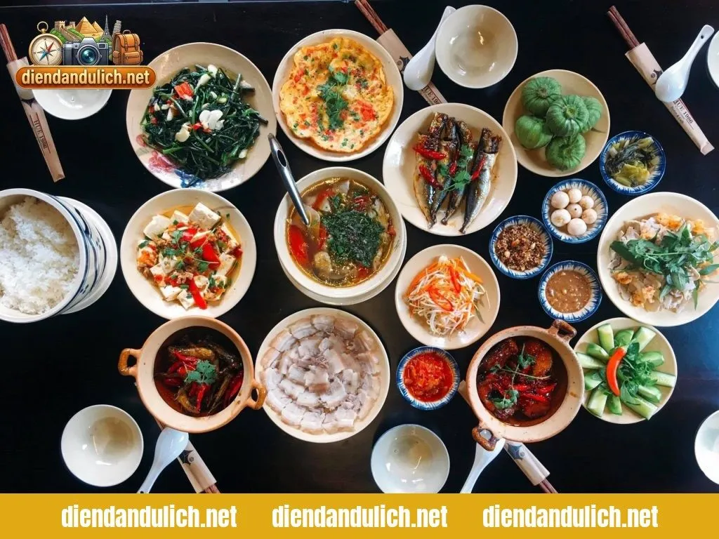 Khám Phá Món Ngon Cố Đô Huế