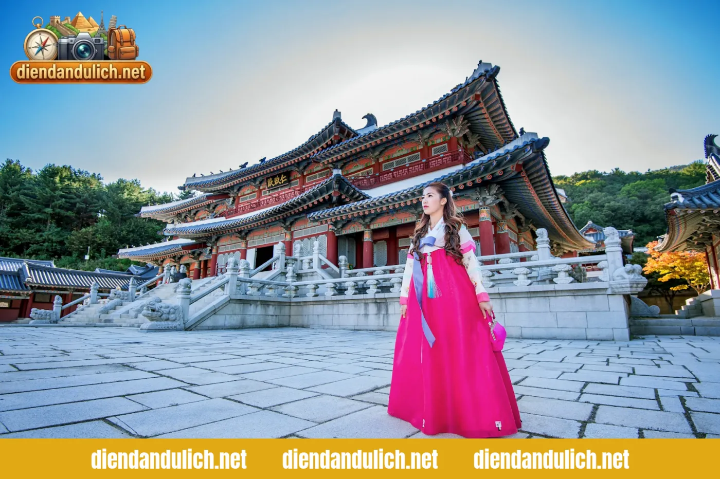 Hình ảnh cung điện Gyeongbokgung rực rỡ dưới tán lá thu, minh họa cho mục tiêu du lịch và các điều kiện nhập cảnh Hàn Quốc